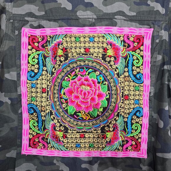 MISSGUIDED Camo Utility Jacket with Embroidered Back – Size 4 - Picture 6 of 11